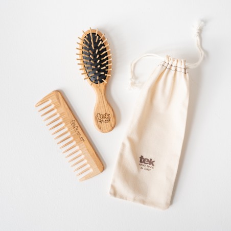 Purse kit: natural oval brush and comb with cotton pouch