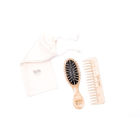 Purse kit: natural oval brush and comb with cotton pouch